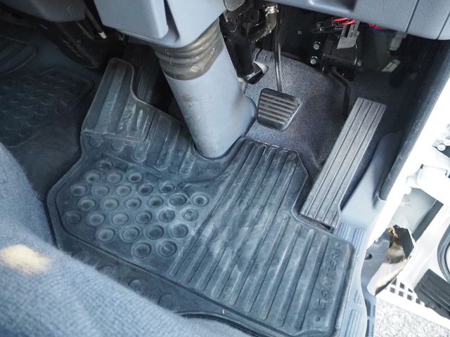 Mitsubishi CANTER 2008-11 193588-18