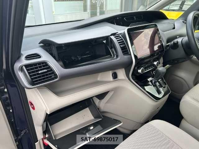 Nissan SERENA 2019-07 344320-28