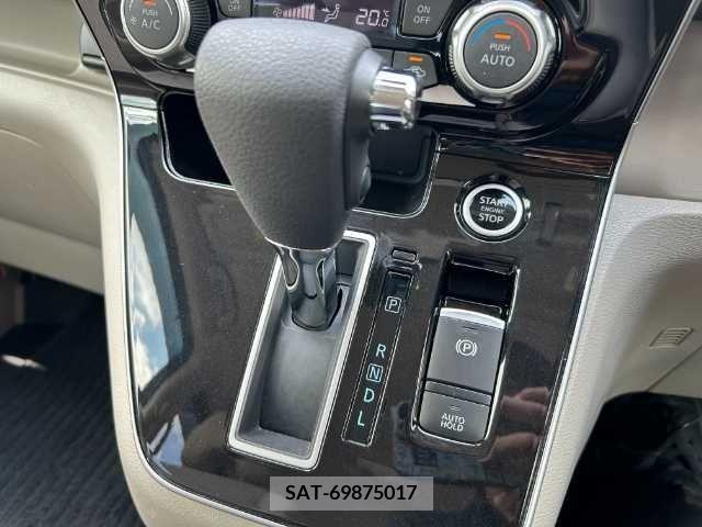 Nissan SERENA 2019-07 344320-12