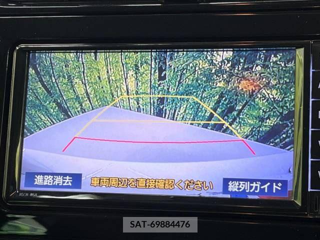 Toyota PRIUS 2019-08 216590-5