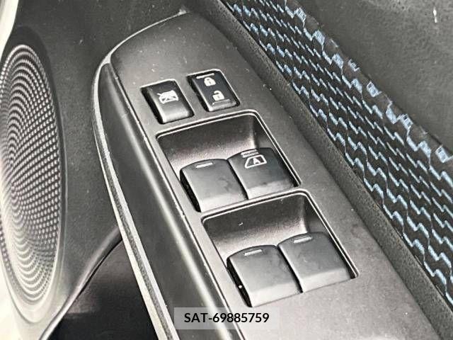 Nissan NOTE 2014-03 340875-7
