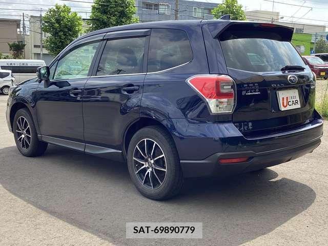 Subaru FORESTER 2018-06 390937-12