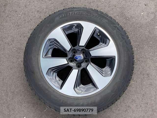 Subaru FORESTER 2018-06 390937-11