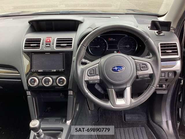 Subaru FORESTER 2018-06 390937-4