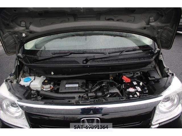 Honda N BOX 2019-09 213436-17