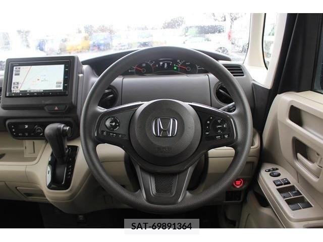 Honda N BOX 2019-09 213436-15
