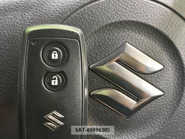 Suzuki SWIFT 2009-01 327119-4