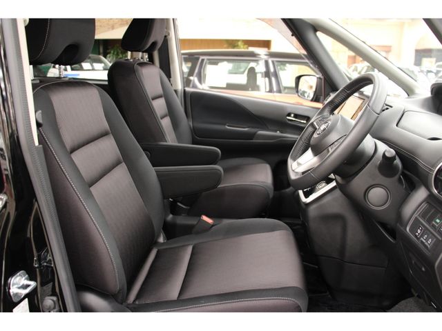 Nissan SERENA 2016-12 11168-16
