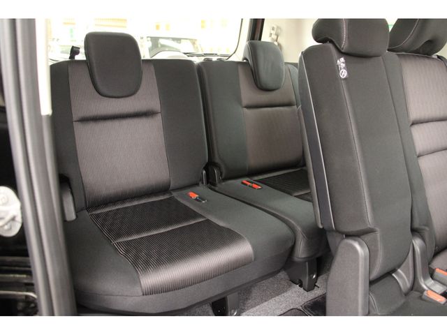 Nissan SERENA 2016-12 11168-18
