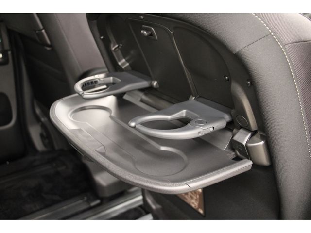 Nissan SERENA 2016-12 11168-14