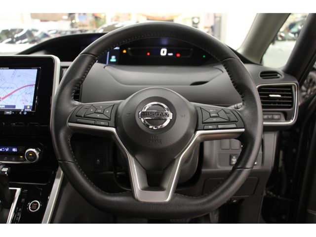 Nissan SERENA 2016-12 11168-13