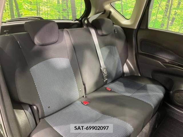 Nissan NOTE 2013-08 302319-9