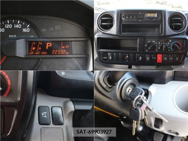 Hino DUTRO 2018-12 207625-26