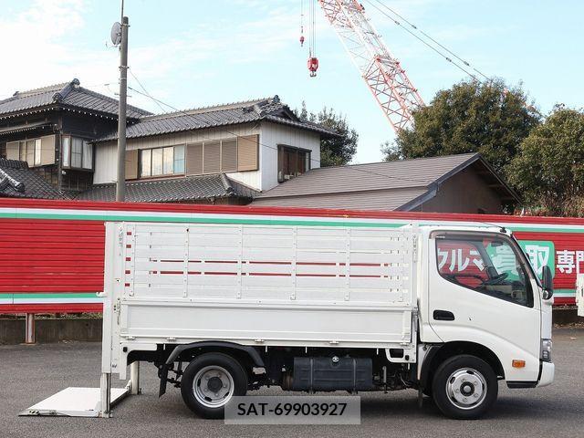 Hino DUTRO 2018-12 207625-14