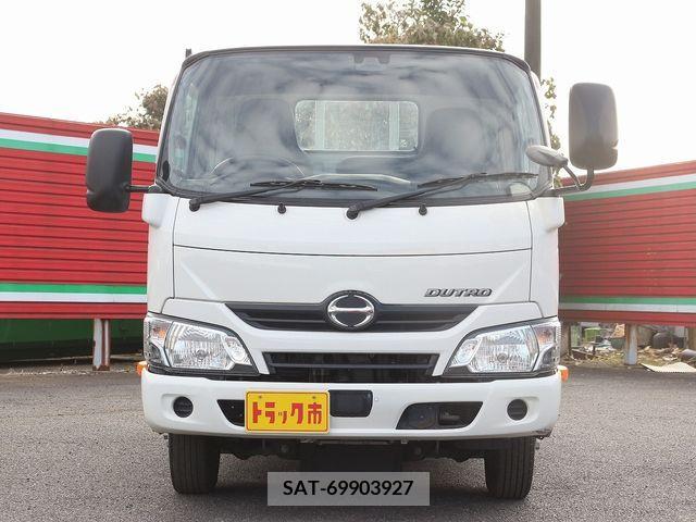 Hino DUTRO 2018-12 207625-3