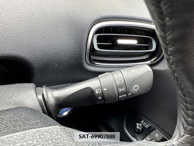 Toyota PRIUS PHV 2018-06 337229-15