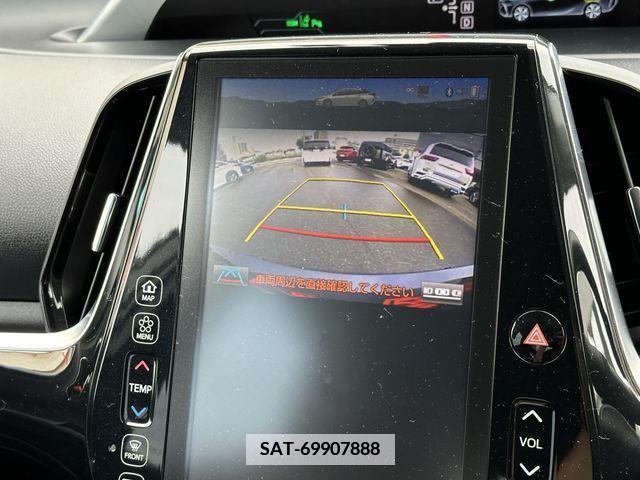Toyota PRIUS PHV 2018-06 337229-3