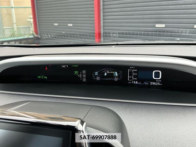 Toyota PRIUS PHV 2018-06 337229-9