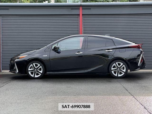 Toyota PRIUS PHV 2018-06 337229-23