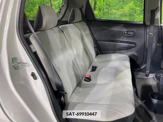 Toyota VITZ 2012-03 370140-7
