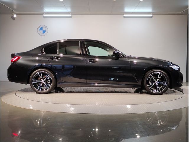 Bmw 3 SERIES 2023-03 5307-5