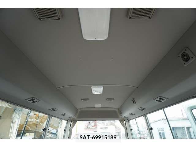 Toyota COASTER 2010-02 264479-14
