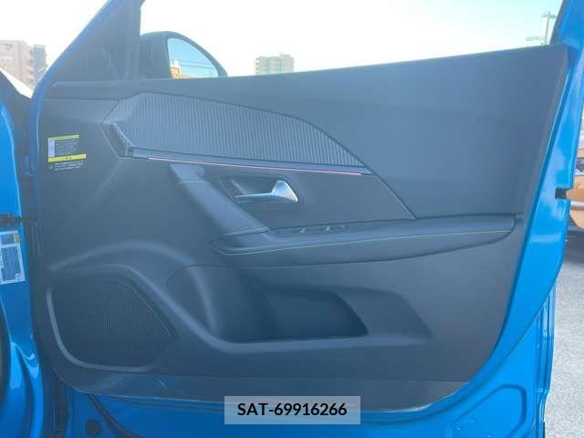 Peugeot 2008 2023-11 317408-17