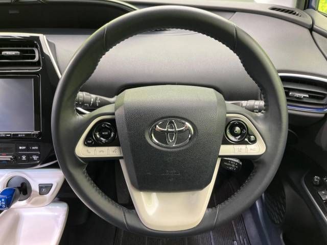 Toyota PRIUS 2016-11 192351-11