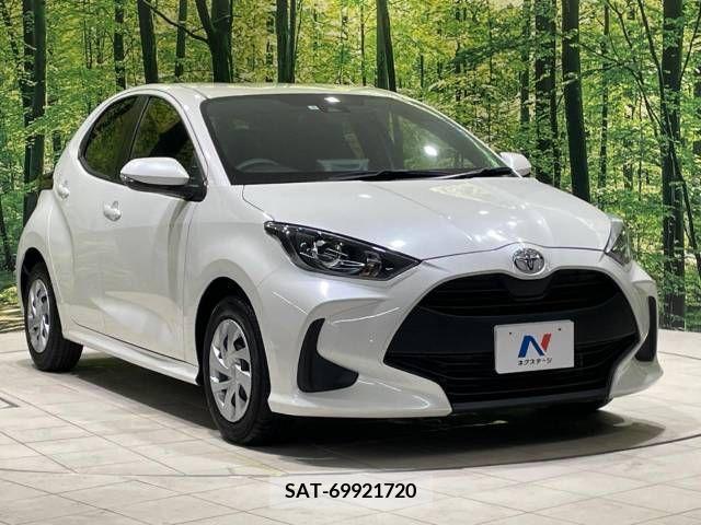 Toyota YARIS 2022-06 290837-16