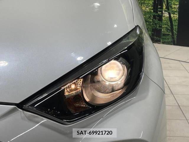 Toyota YARIS 2022-06 290837-12