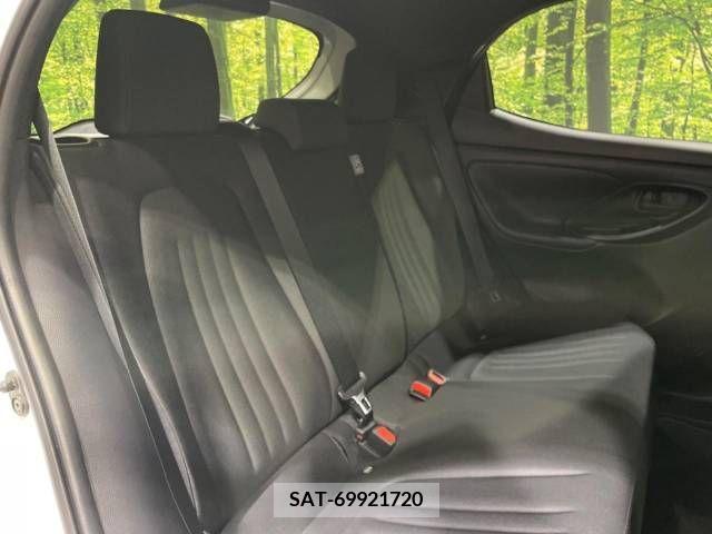 Toyota YARIS 2022-06 290837-9