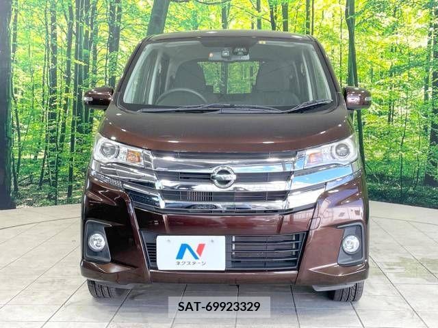 Nissan DAYZ 2017-08 353551-14