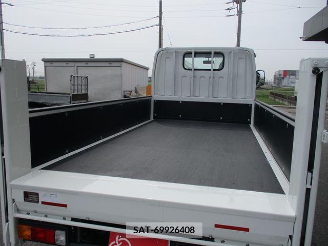 Mitsubishi CANTER 2023-11 294457-10