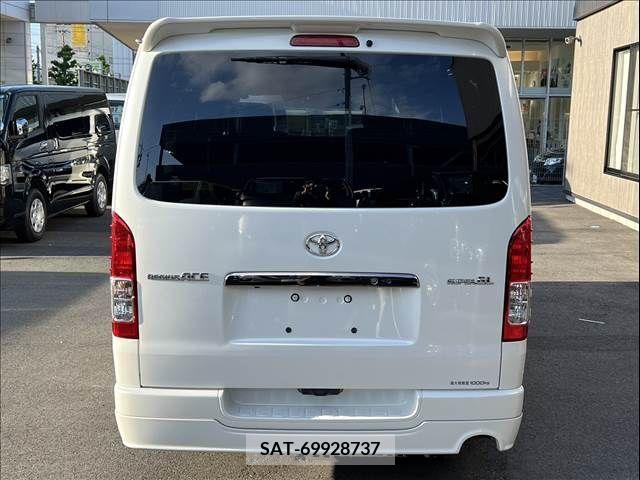 Toyota REGIUSACE VAN 2015-05 298599-2