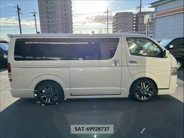 Toyota REGIUSACE VAN 2015-05 298599-12