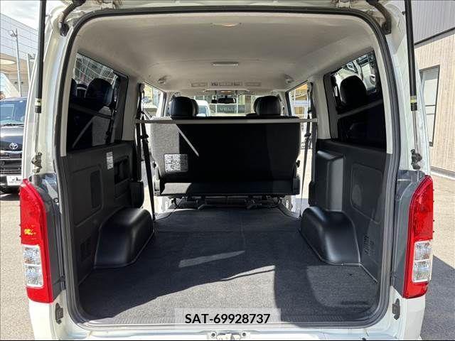 Toyota REGIUSACE VAN 2015-05 298599-19