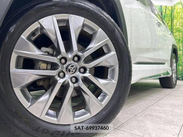 Toyota RAV4 2022-07 282948-13