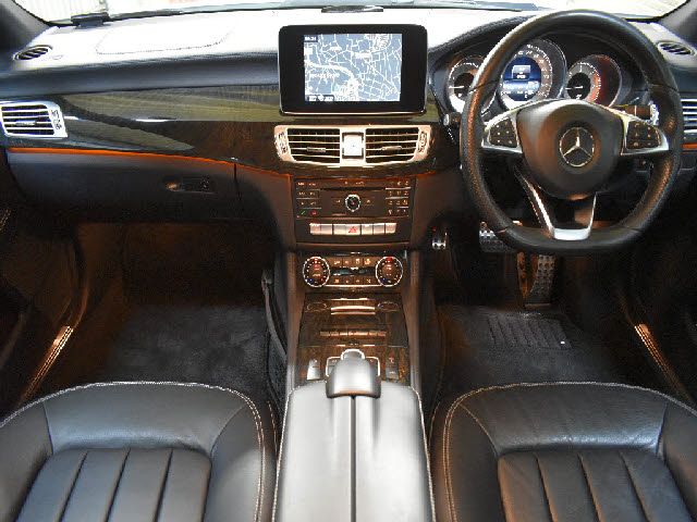 Mercedes Benz CLS-CLASS 2017-03 23987-1