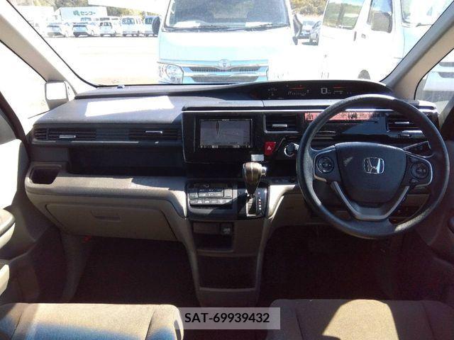 Honda e 2017-07 210656-3