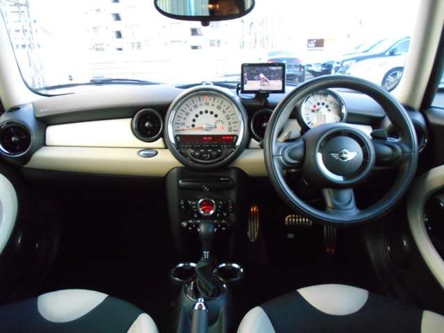 Bmw MINI 2013-06 188872-9