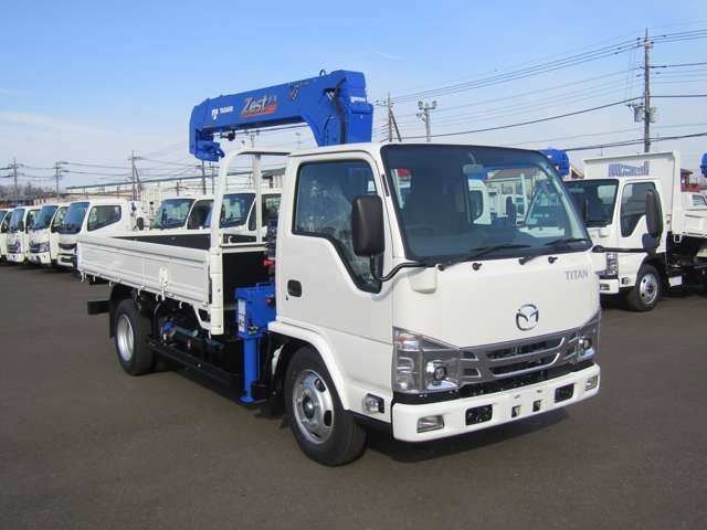 Mazda TITAN 2023-09 9950-2