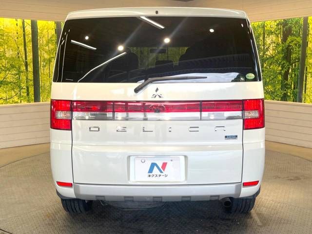 Mitsubishi DELICA D5 2013-02 26448-16