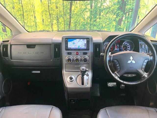 Mitsubishi DELICA D5 2013-02 26448-1