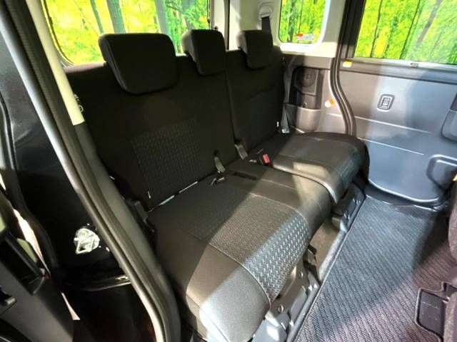Toyota ROOMY 2022-01 195596-9