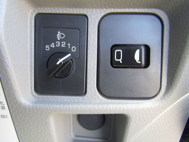 Mitsubishi CANTER 2023-01 2348-21