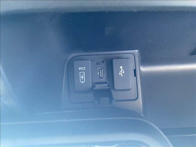 Honda N BOX CUSTOM 2018-10 186696-17