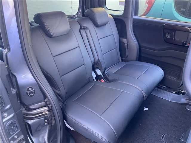 Honda N BOX CUSTOM 2018-10 186696-8