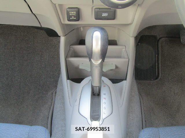Honda INSIGHT 2009-10 214777-19