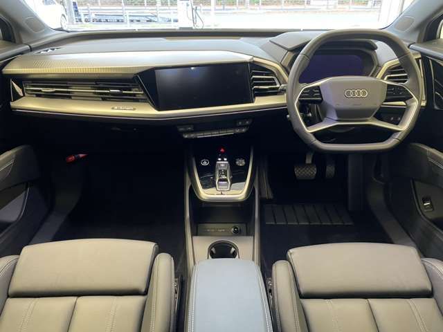 Audi Q4 E-TRON 2022-10 191389-7