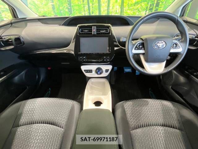 Toyota PRIUS 2016-03 345199-1